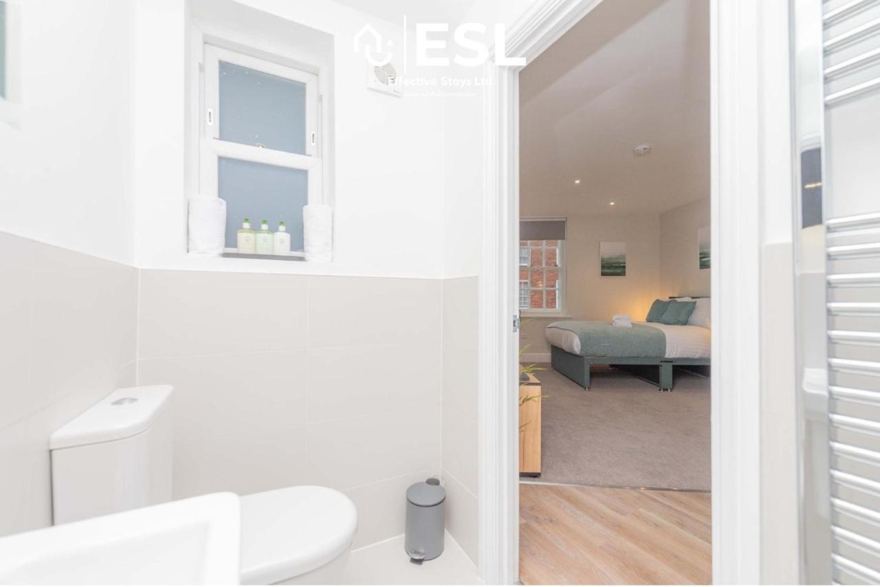 Studio 2, Second Floor Town Centre Apartment Shrewsbury Exterior photo